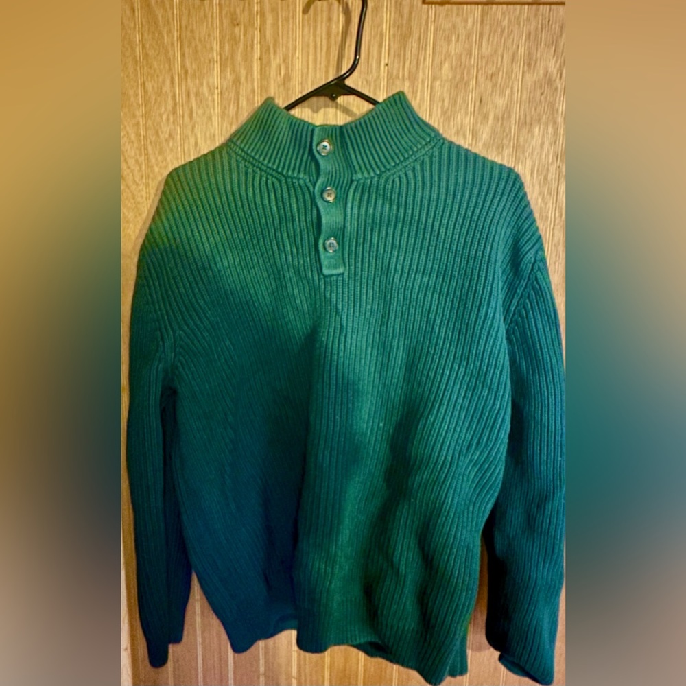 Heavy knit dark green sweater